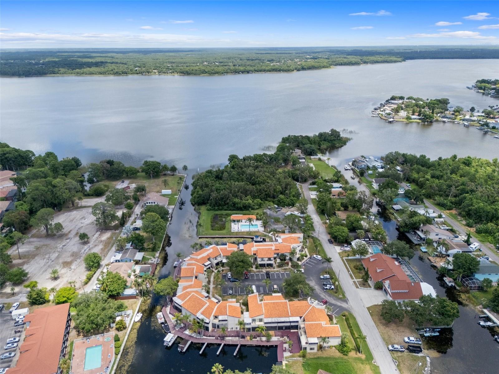 2571 Cyprus Dr,Unit 1-202, Palm Harbor, FL 34684
