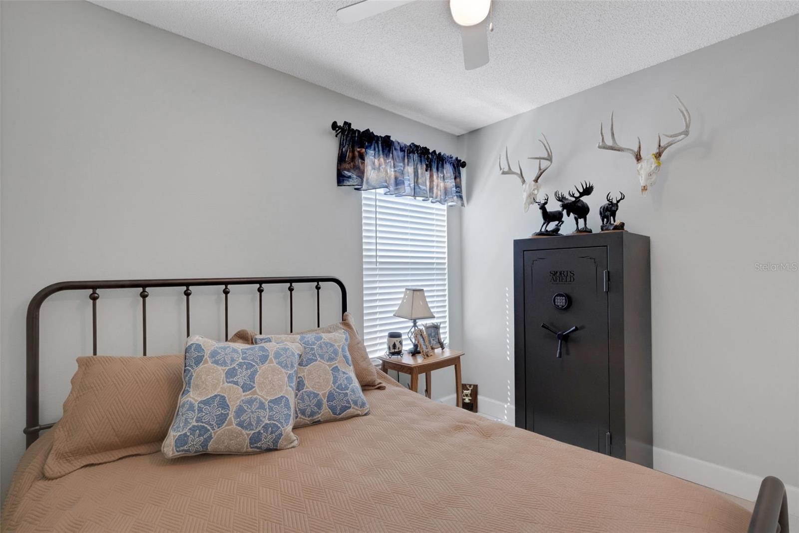 MIRROR LAKE SEC 3 - Residential