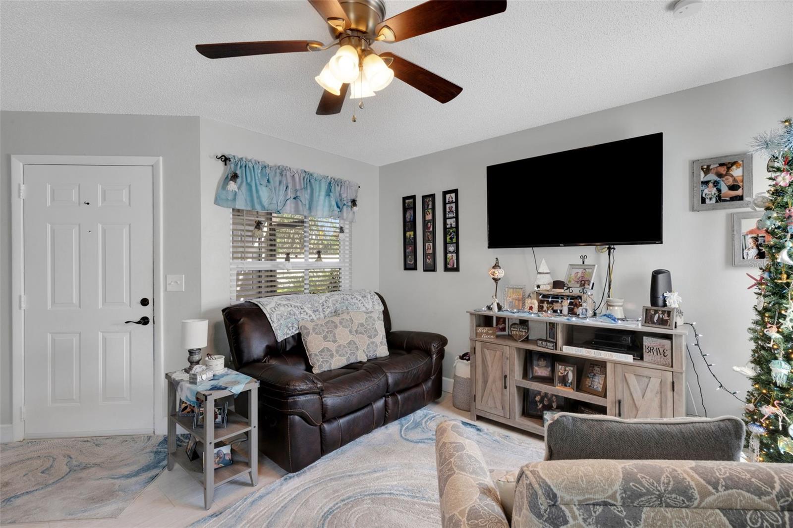 MIRROR LAKE SEC 3 - Residential