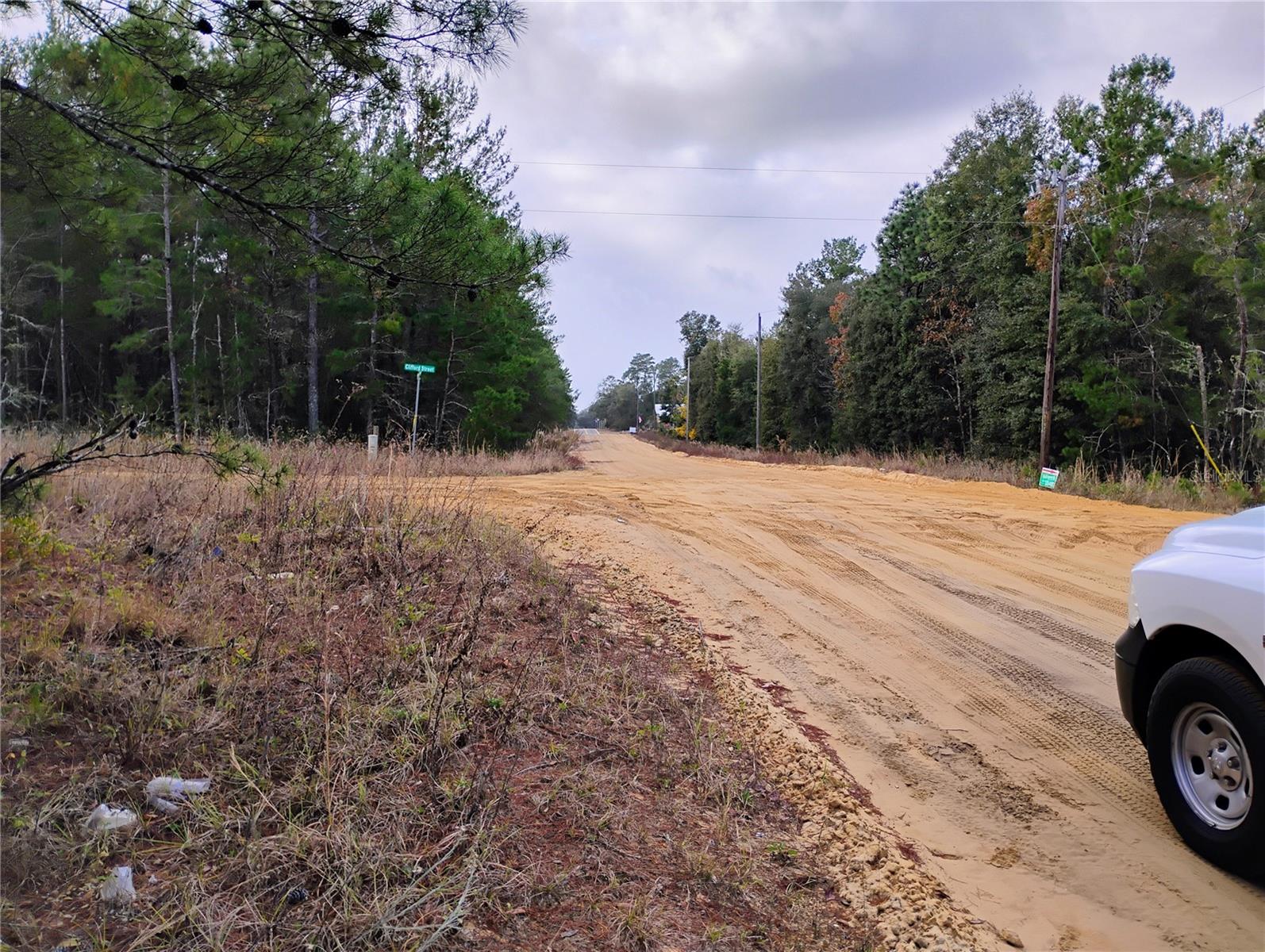 INTERLACHEN LAKES ESTATES - Land