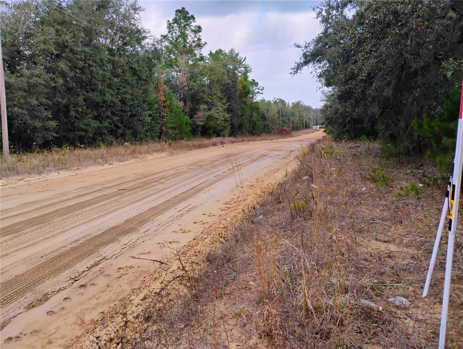 INTERLACHEN LAKES ESTATES - Land