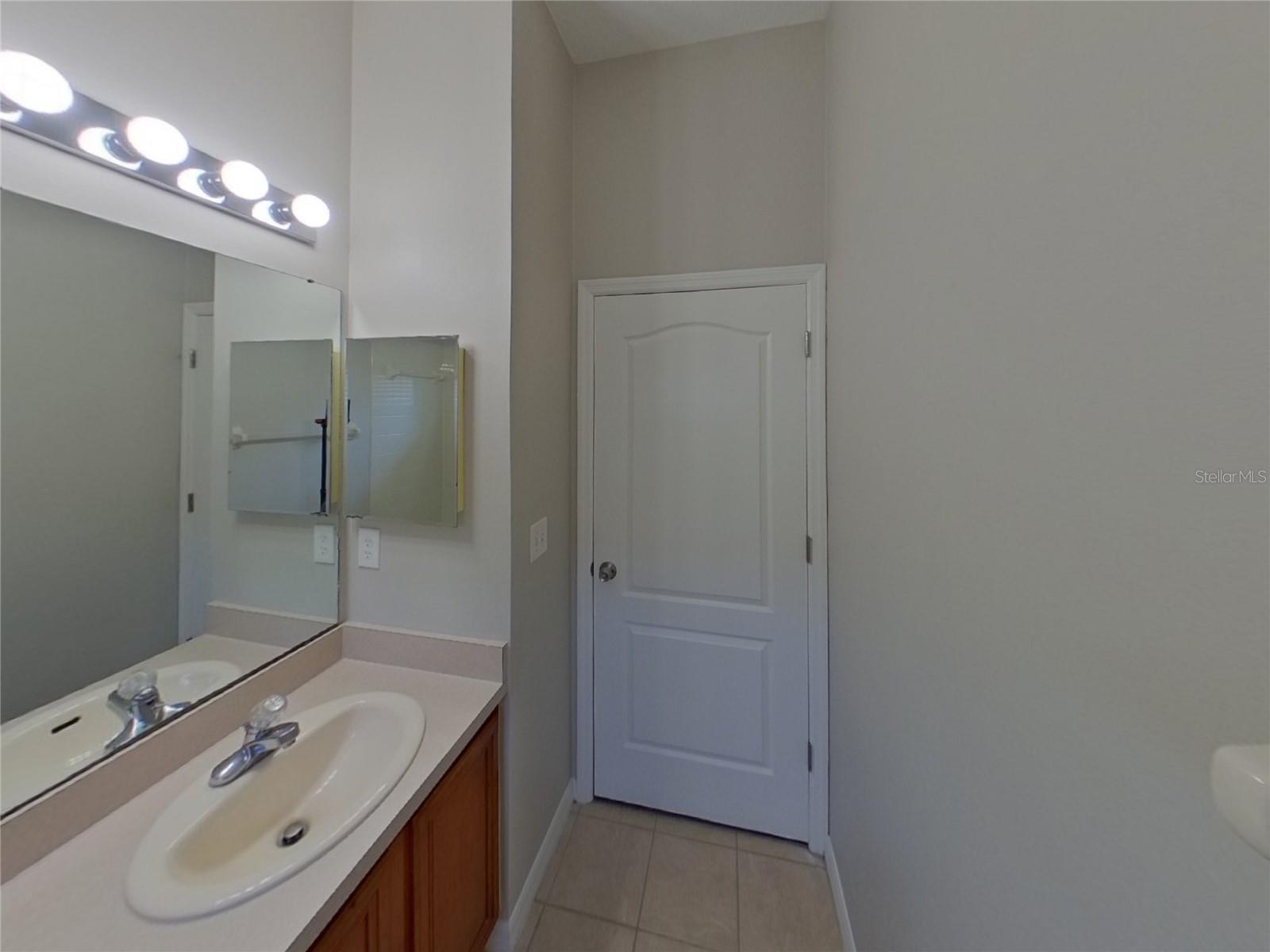 PANTHER TRACE PH 1B/1C - Residential Lease