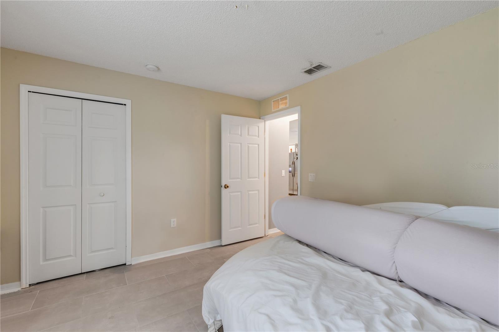 DELTONA LAKES UNIT 42 - Residential