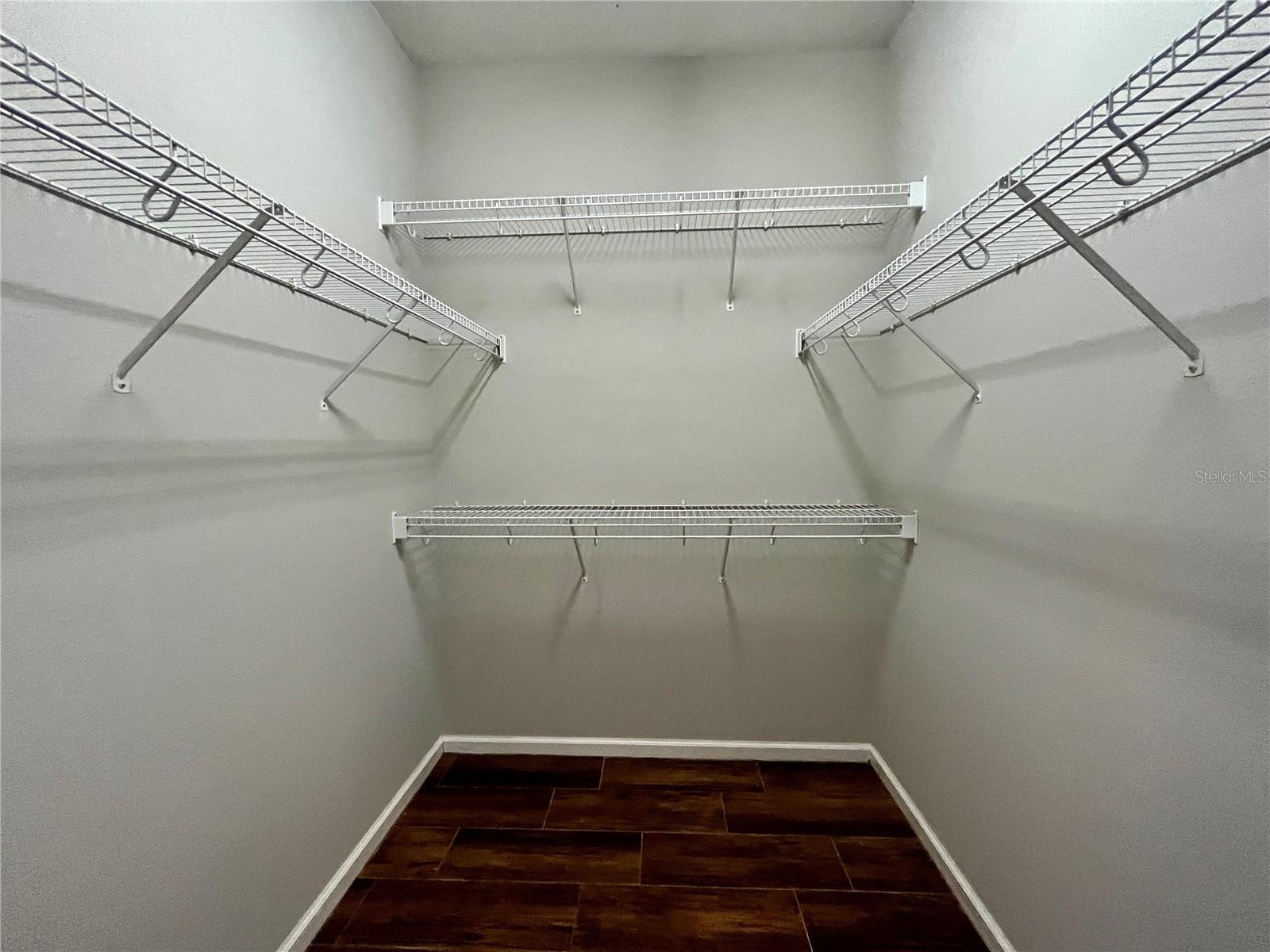 WOODLAND LAKES - Residential Lease