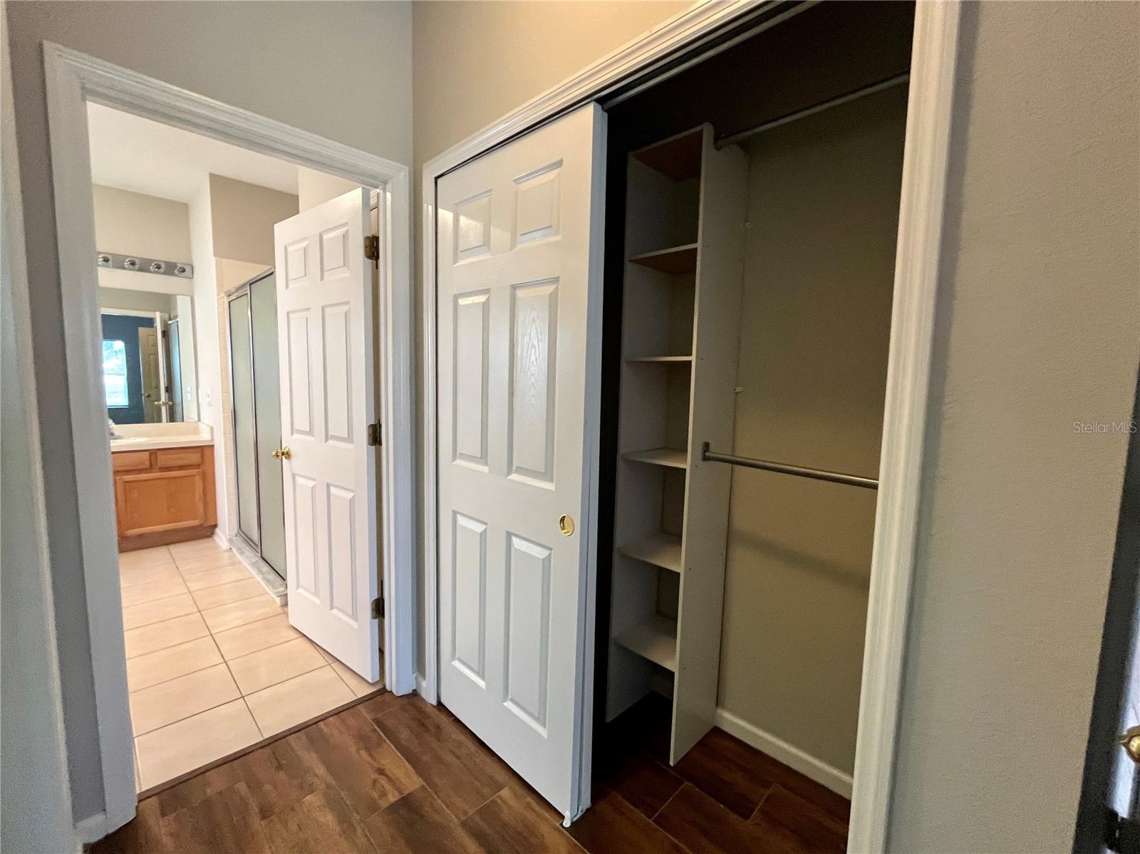 WOODLAND LAKES - Residential Lease