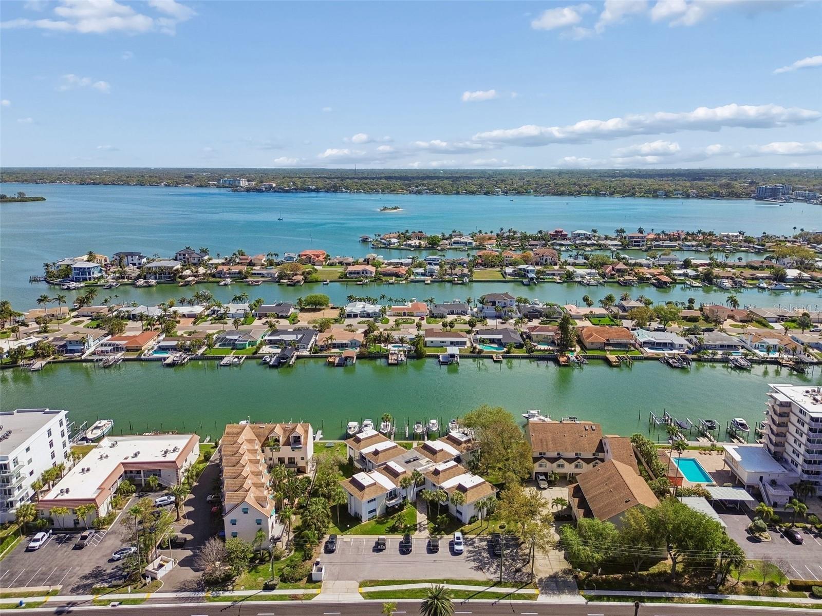 BAY ISLAND CONDO ISLAND ESTATES - Residential