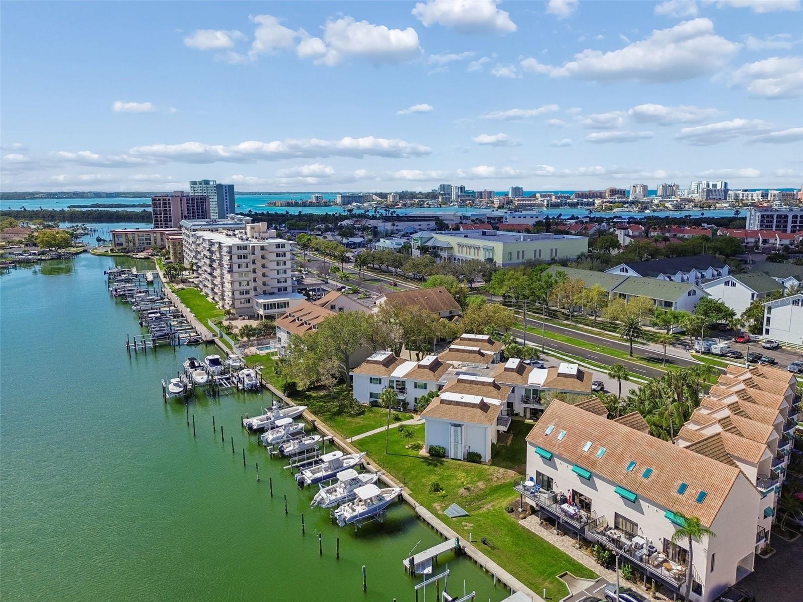 BAY ISLAND CONDO ISLAND ESTATES - Residential