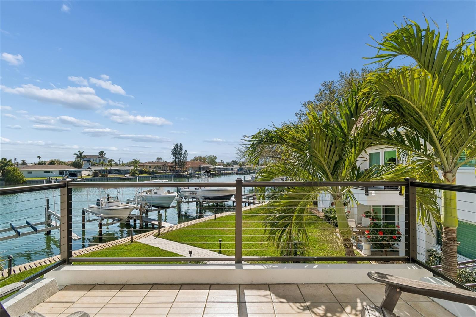 BAY ISLAND CONDO ISLAND ESTATES - Residential