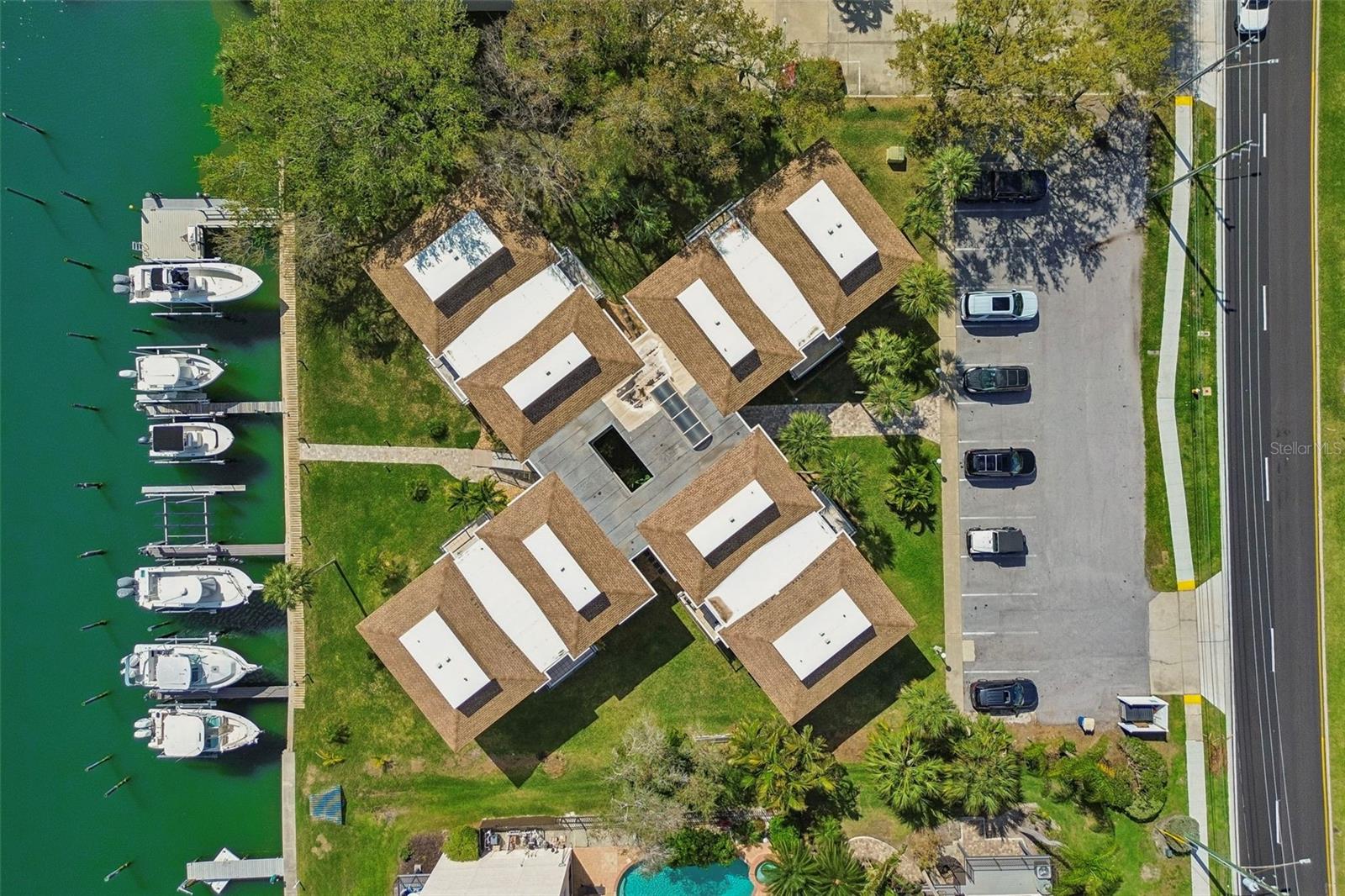 BAY ISLAND CONDO ISLAND ESTATES - Residential