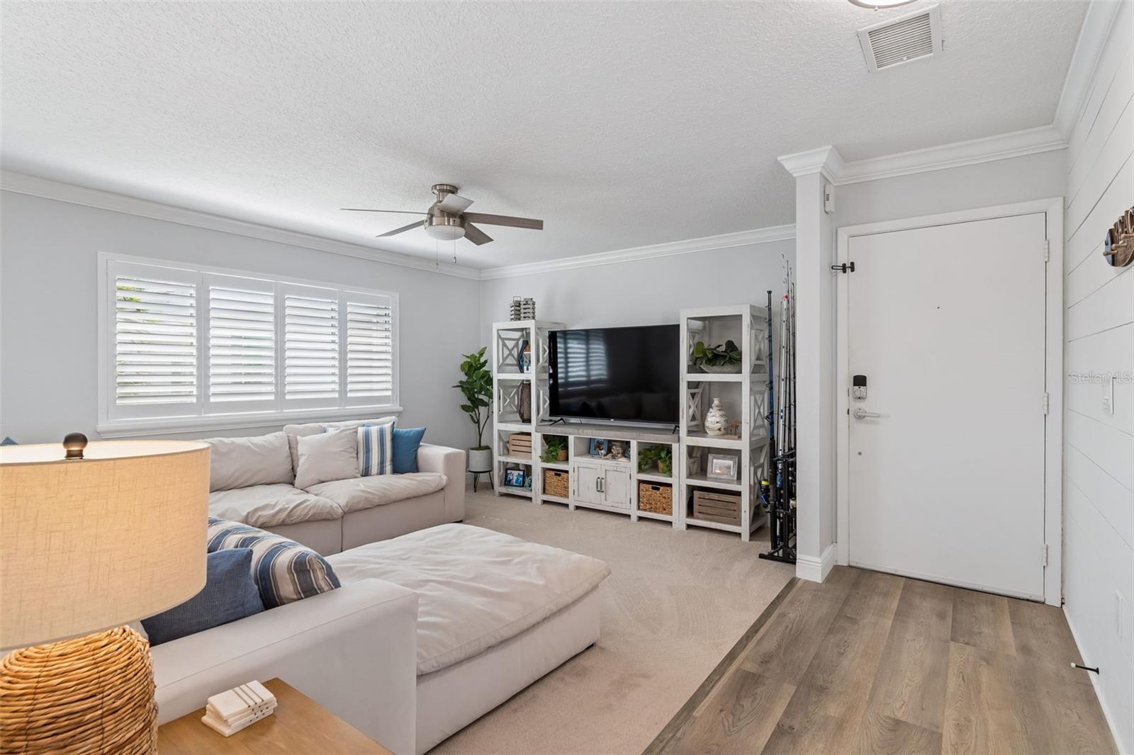 BAY ISLAND CONDO ISLAND ESTATES - Residential