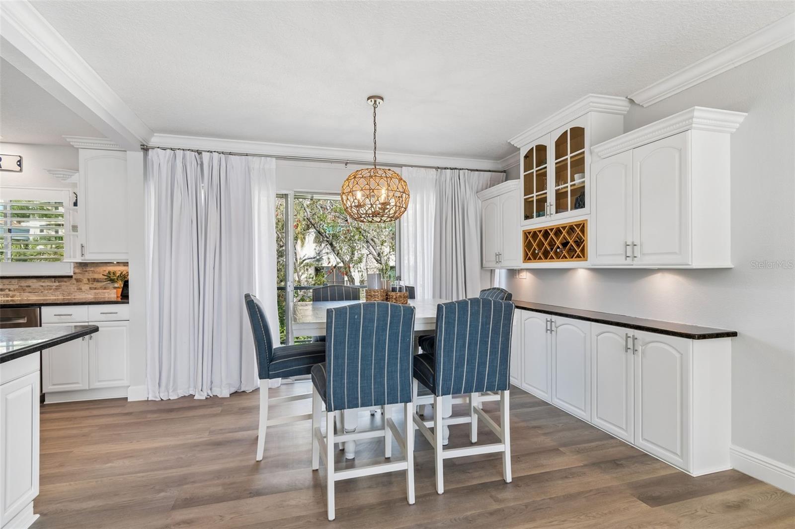 BAY ISLAND CONDO ISLAND ESTATES - Residential