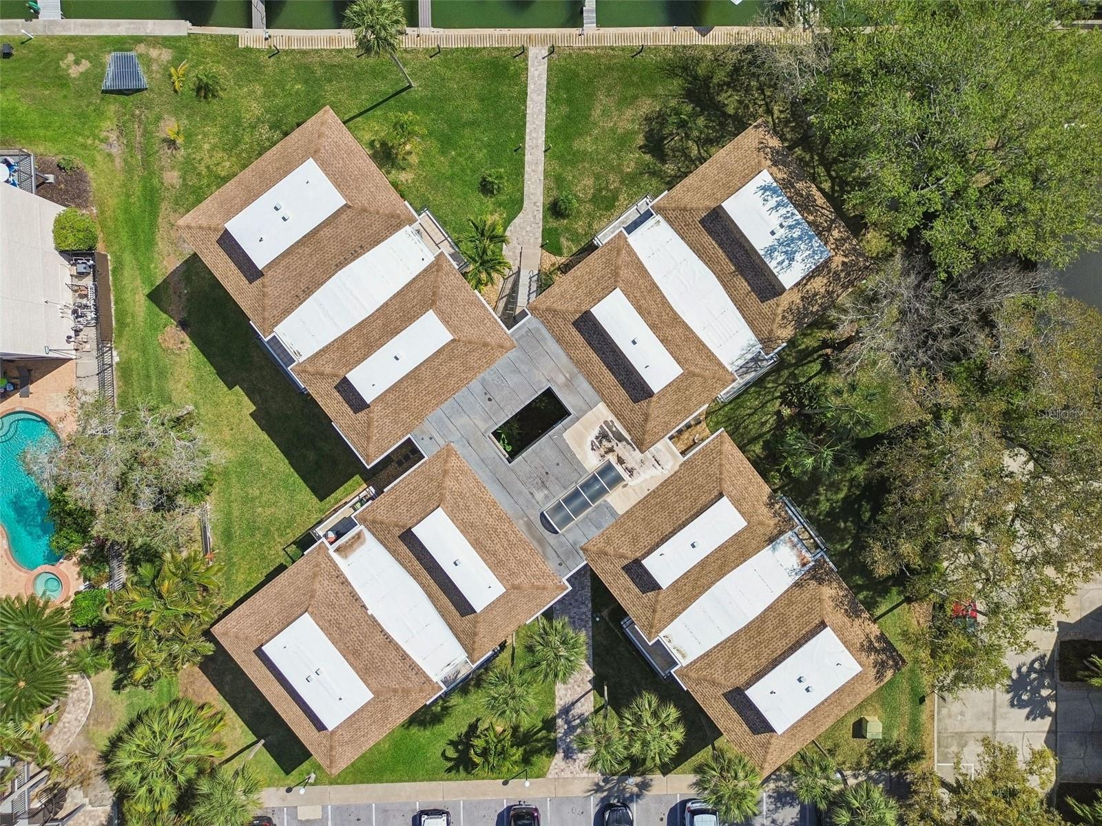 BAY ISLAND CONDO ISLAND ESTATES - Residential