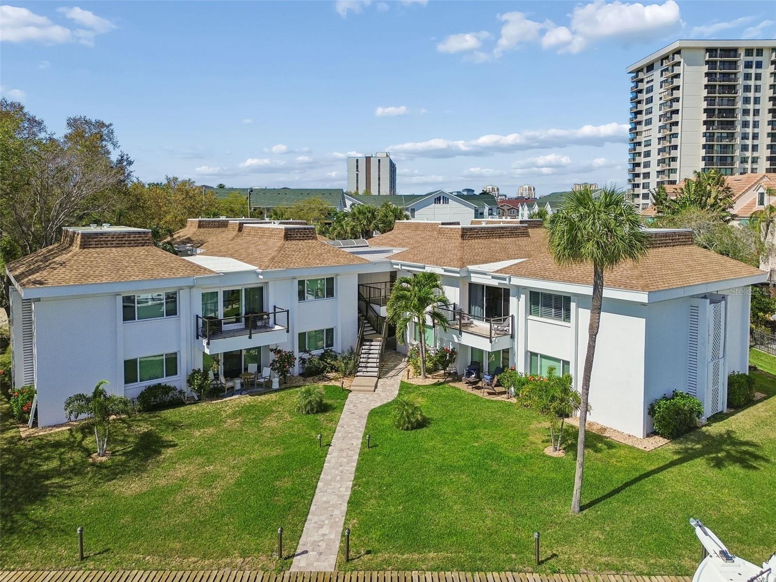 BAY ISLAND CONDO ISLAND ESTATES - Residential