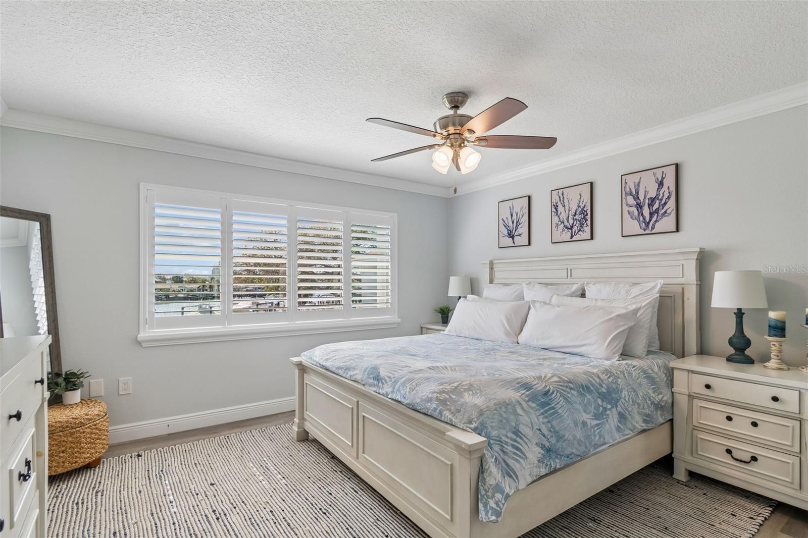 BAY ISLAND CONDO ISLAND ESTATES - Residential