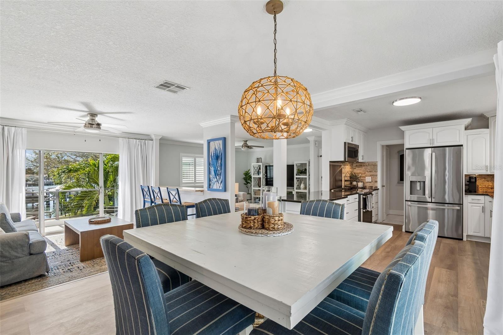 BAY ISLAND CONDO ISLAND ESTATES - Residential