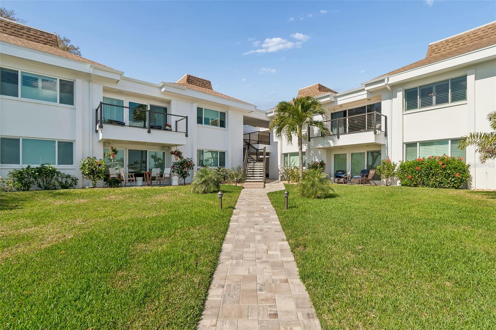 BAY ISLAND CONDO ISLAND ESTATES - Residential