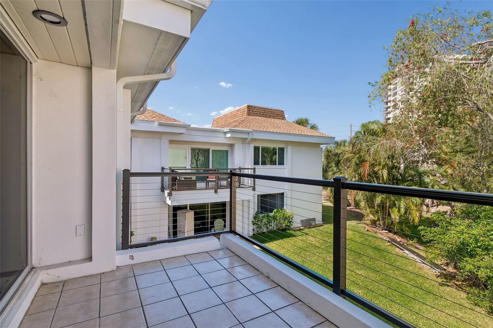 BAY ISLAND CONDO ISLAND ESTATES - Residential