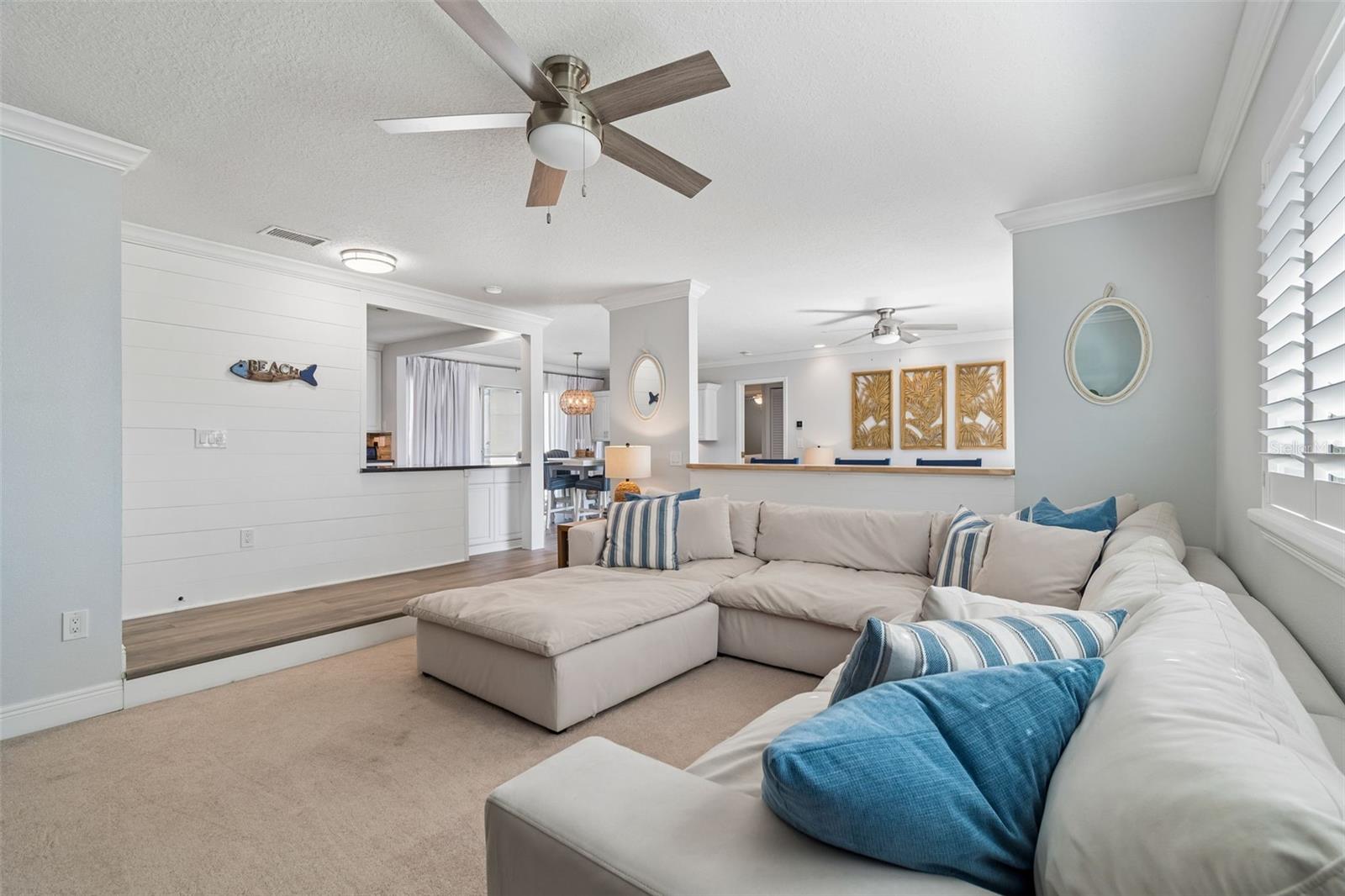 BAY ISLAND CONDO ISLAND ESTATES - Residential