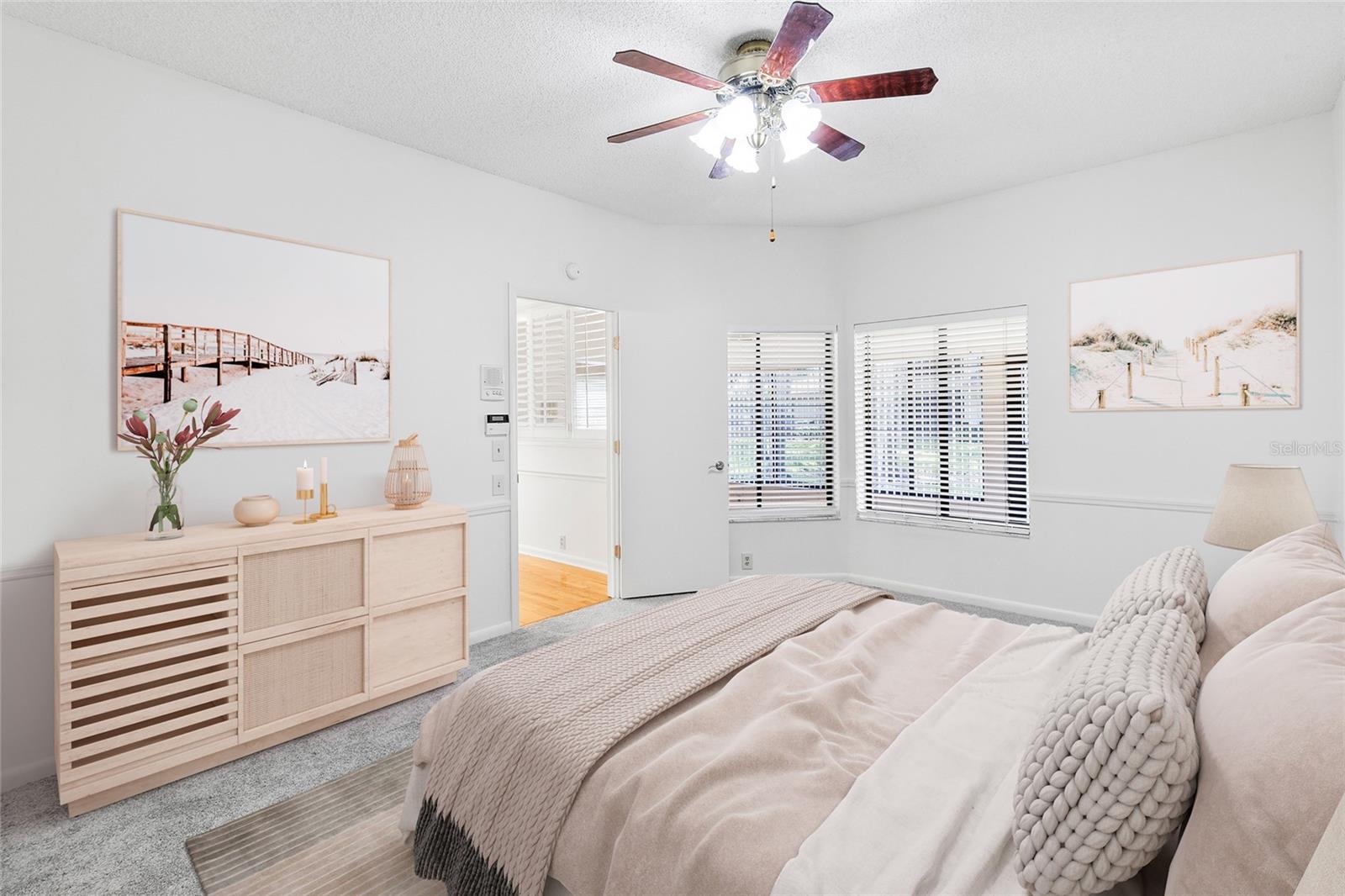 LANDMARK OAKS CONDO - Residential