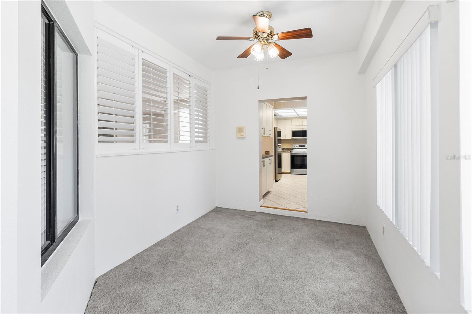 LANDMARK OAKS CONDO - Residential