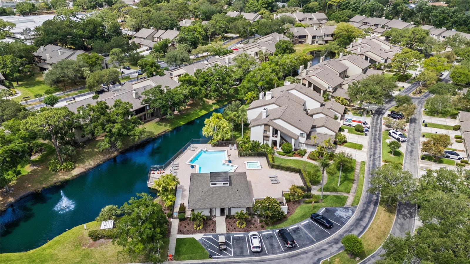LANDMARK OAKS CONDO - Residential