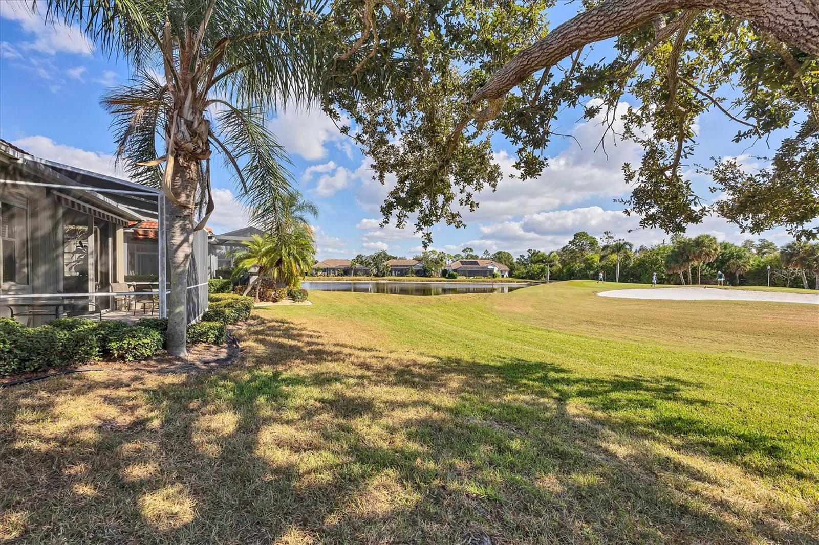 PELICAN POINTE GOLF & COUNTRY CLUB - Residential