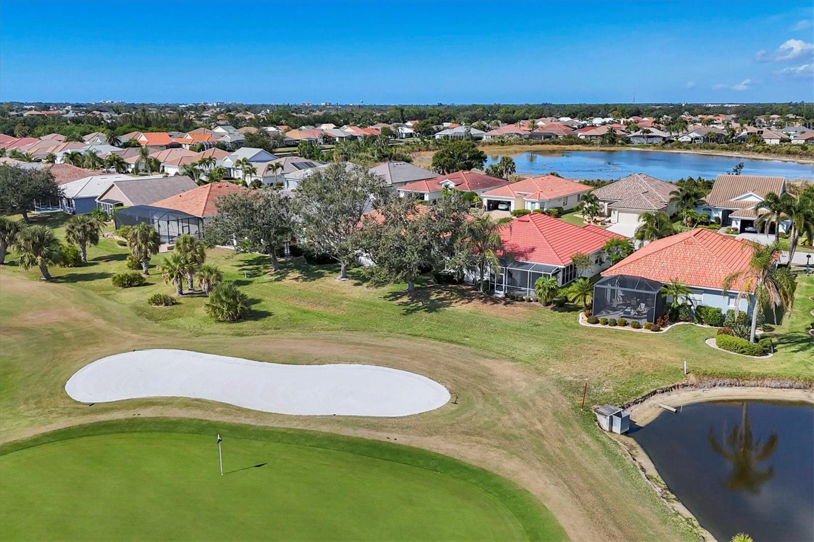 PELICAN POINTE GOLF & COUNTRY CLUB - Residential