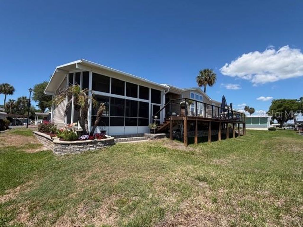 Photo of 4 Big Tree Drive, Fruitland Park, FL 34731 (MLS # O6397947)