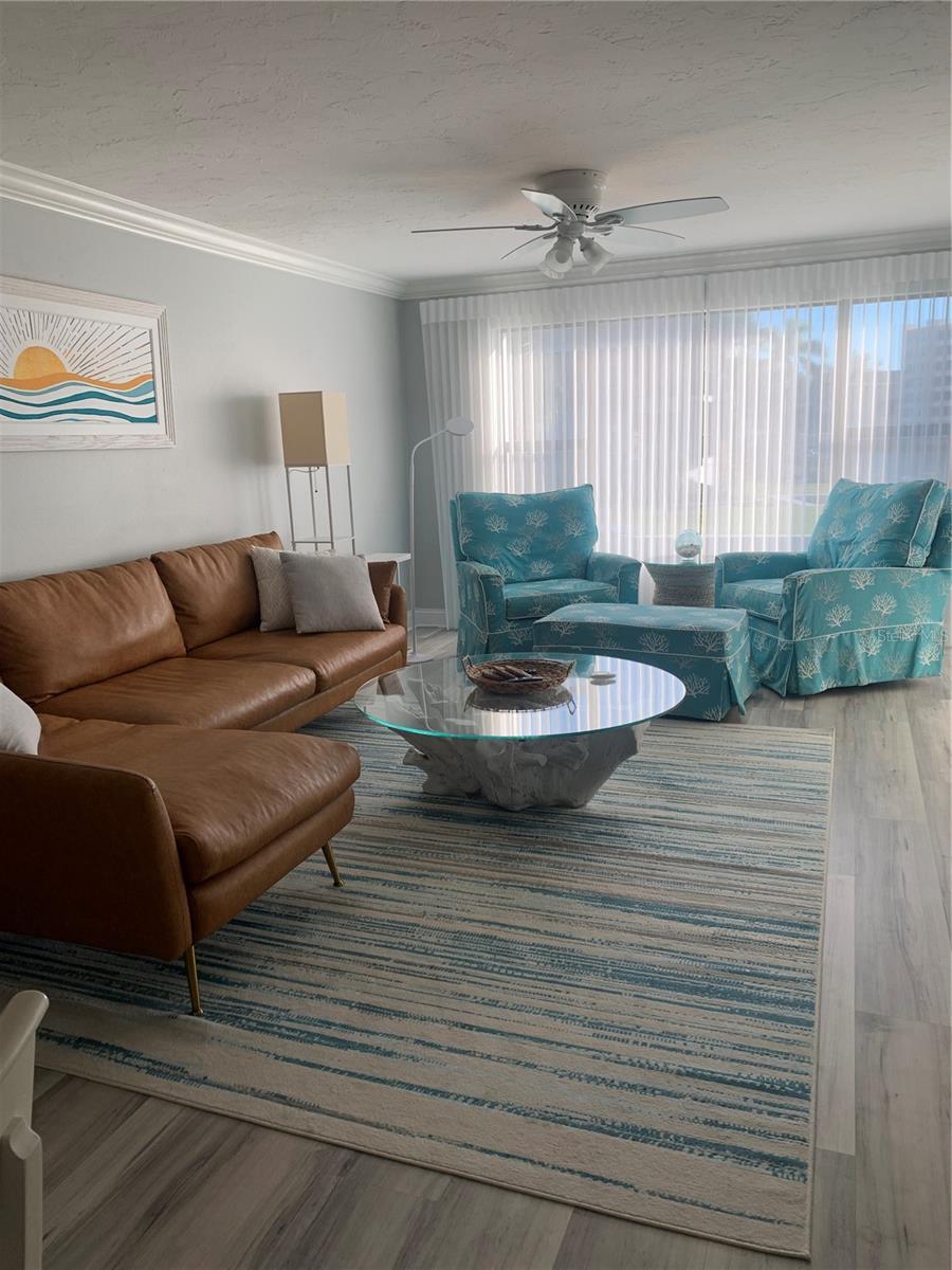 MOORINGS - Residential Lease