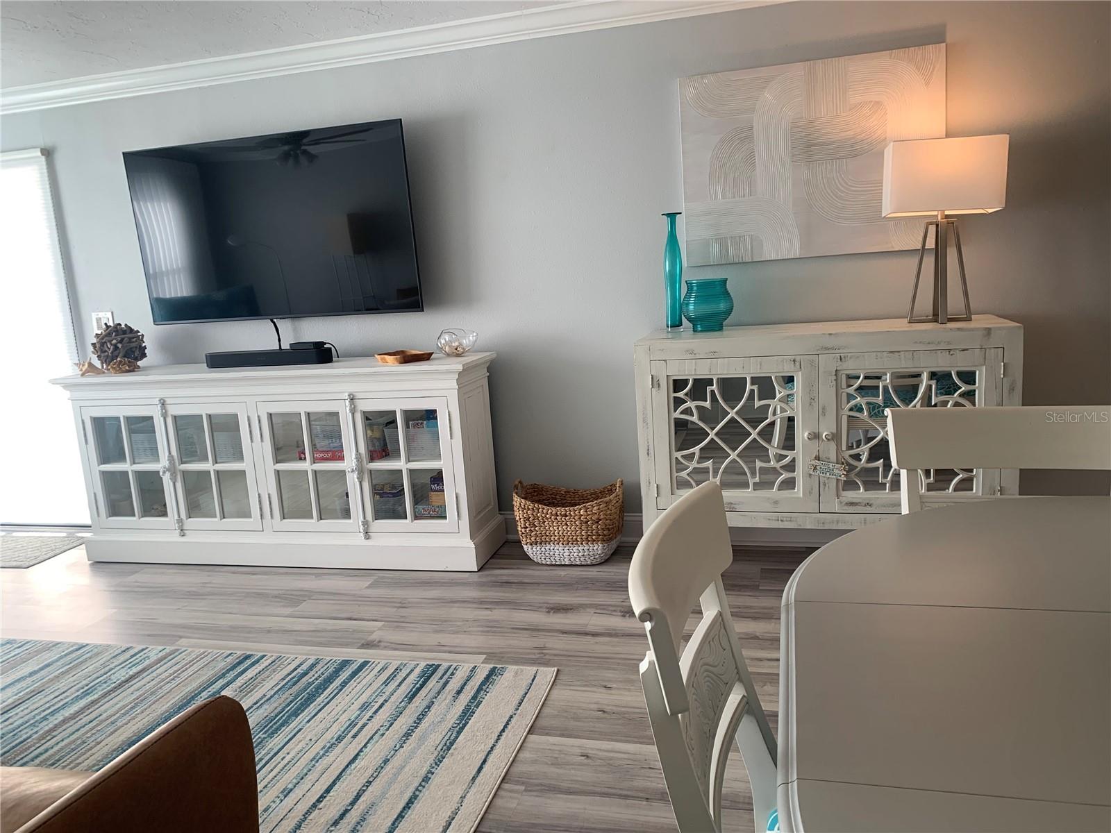 MOORINGS - Residential Lease