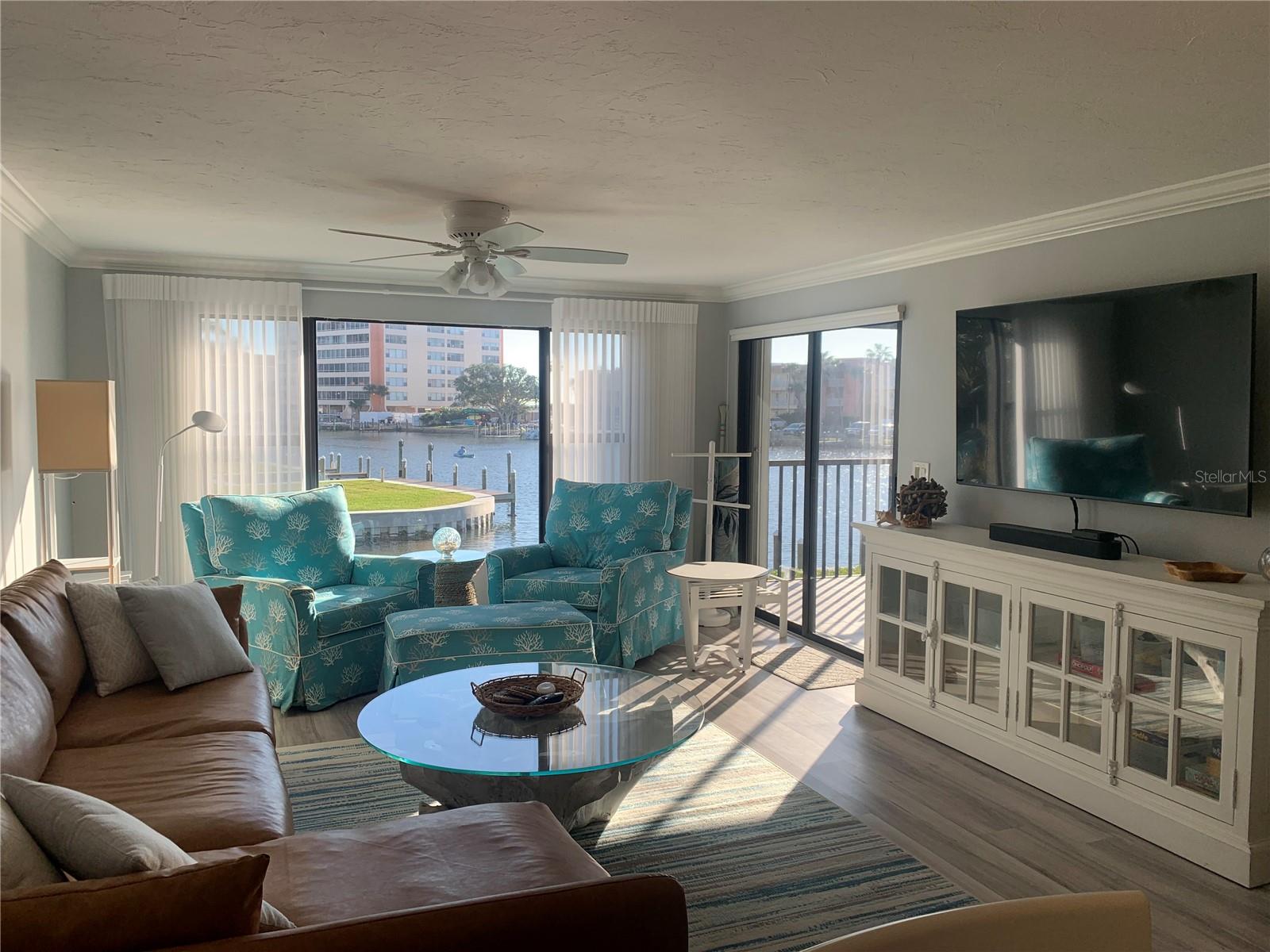 MOORINGS - Residential Lease