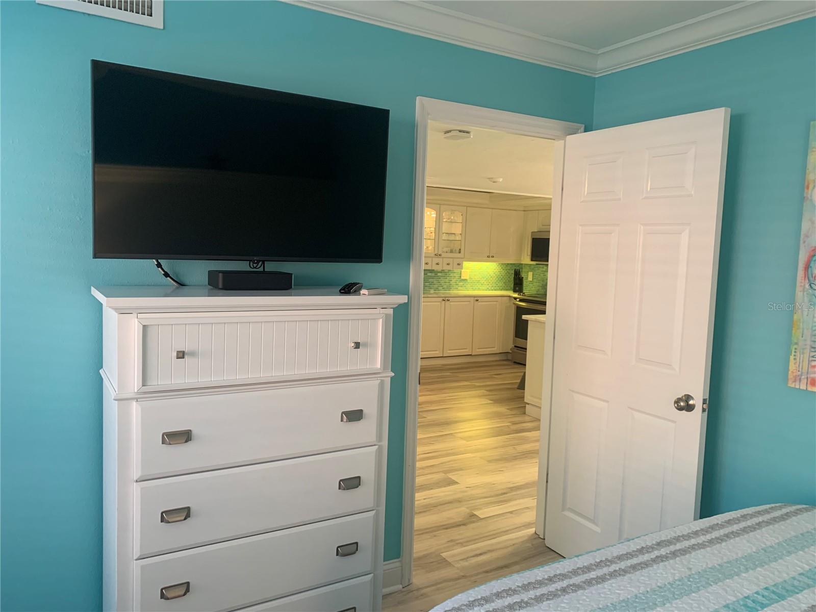 MOORINGS - Residential Lease