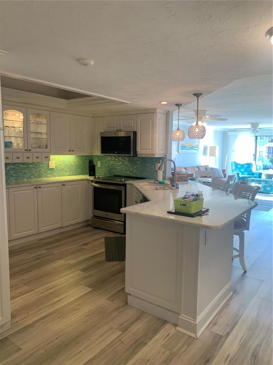 MOORINGS - Residential Lease