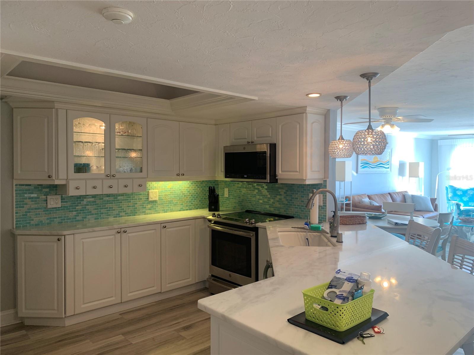 MOORINGS - Residential Lease