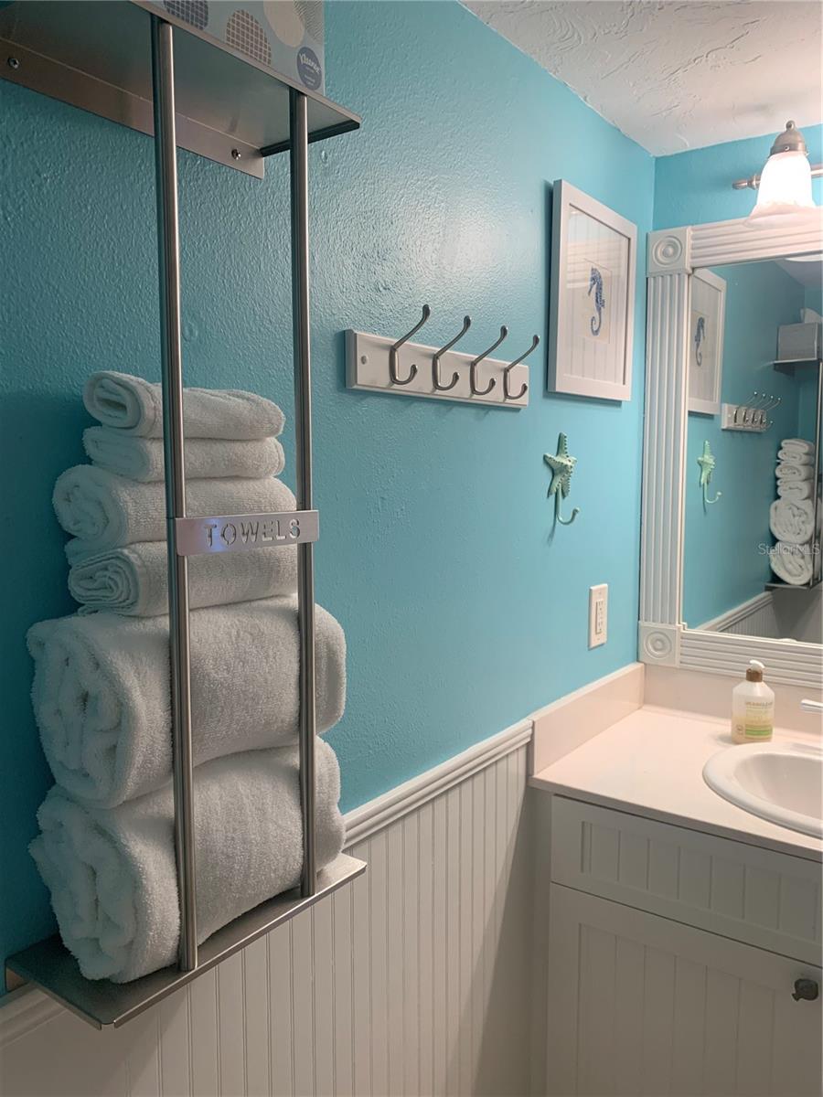 MOORINGS - Residential Lease