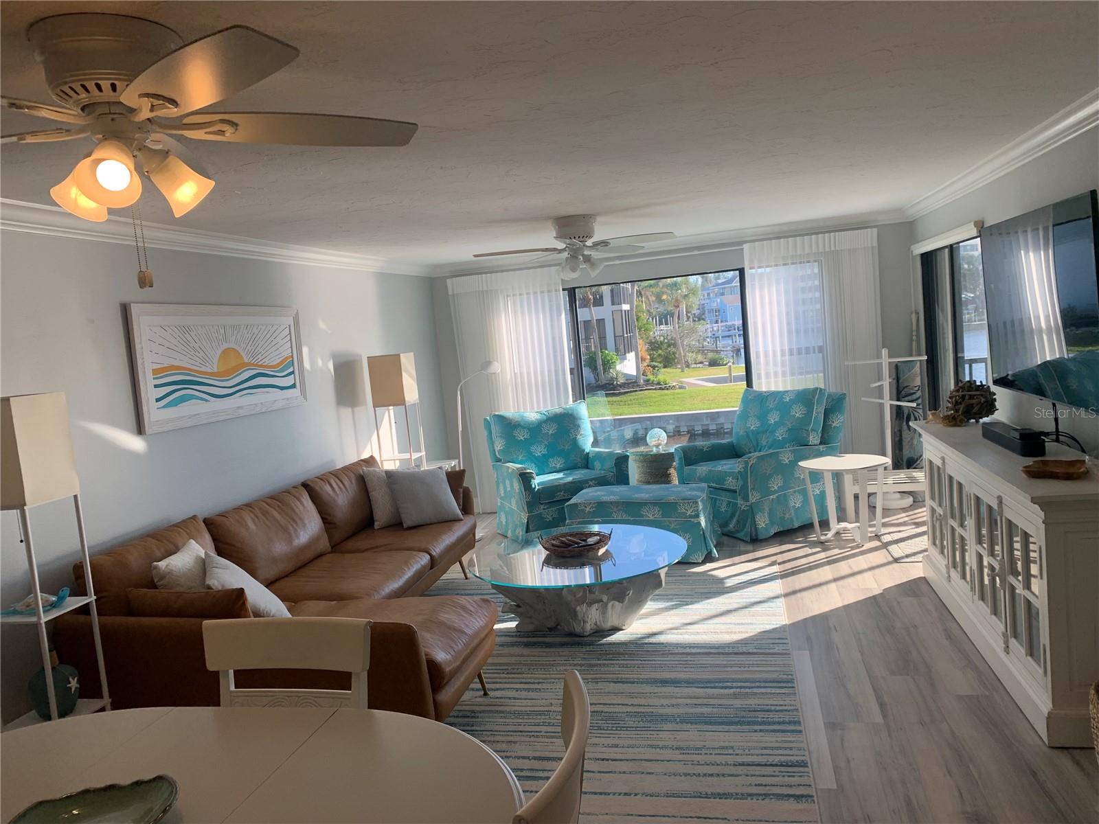 MOORINGS - Residential Lease