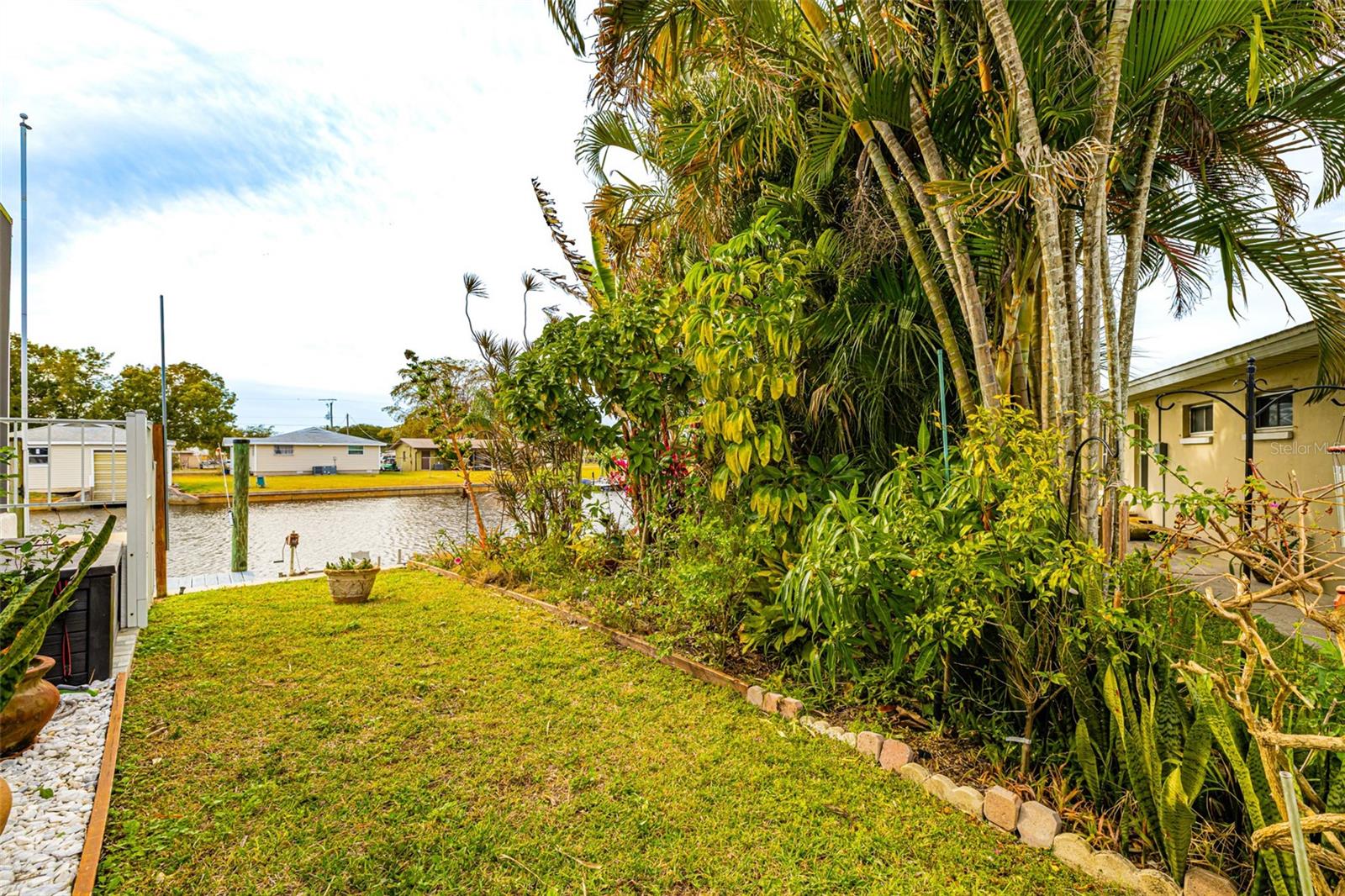 FT MYERS SHORES - Residential