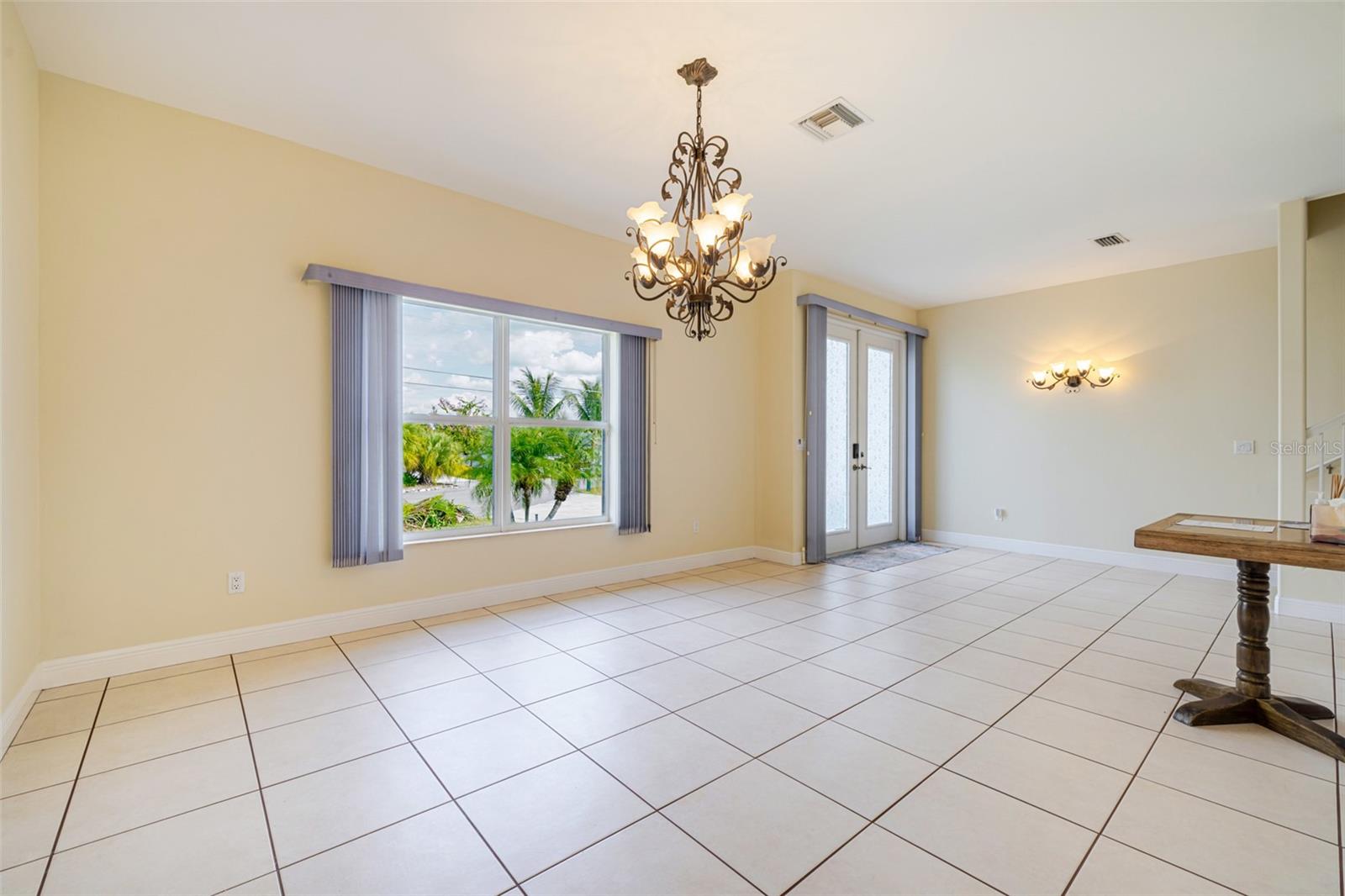 FT MYERS SHORES - Residential