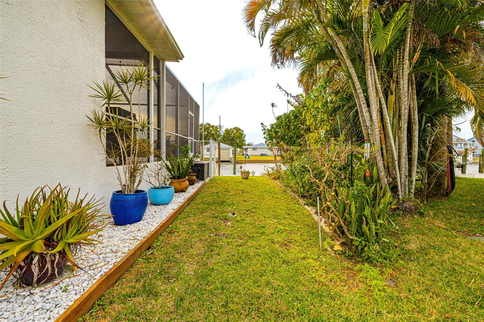 FT MYERS SHORES - Residential