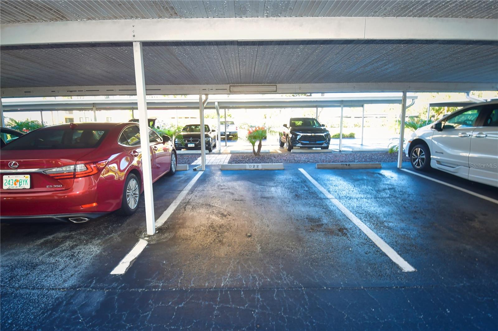 ISLAND WALK CONDO - Residential Lease