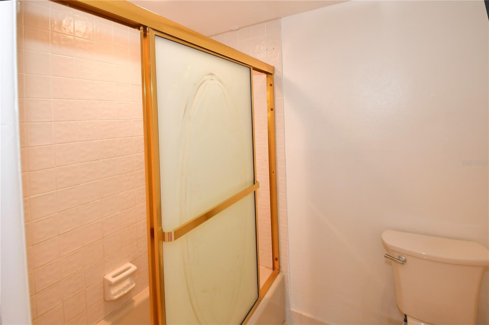 ISLAND WALK CONDO - Residential Lease