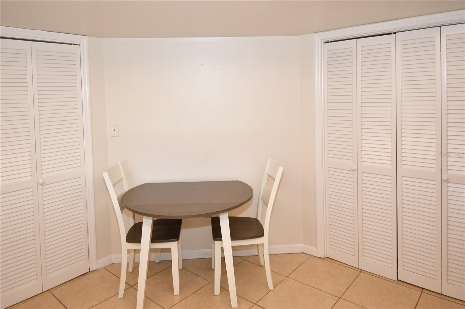 ISLAND WALK CONDO - Residential Lease