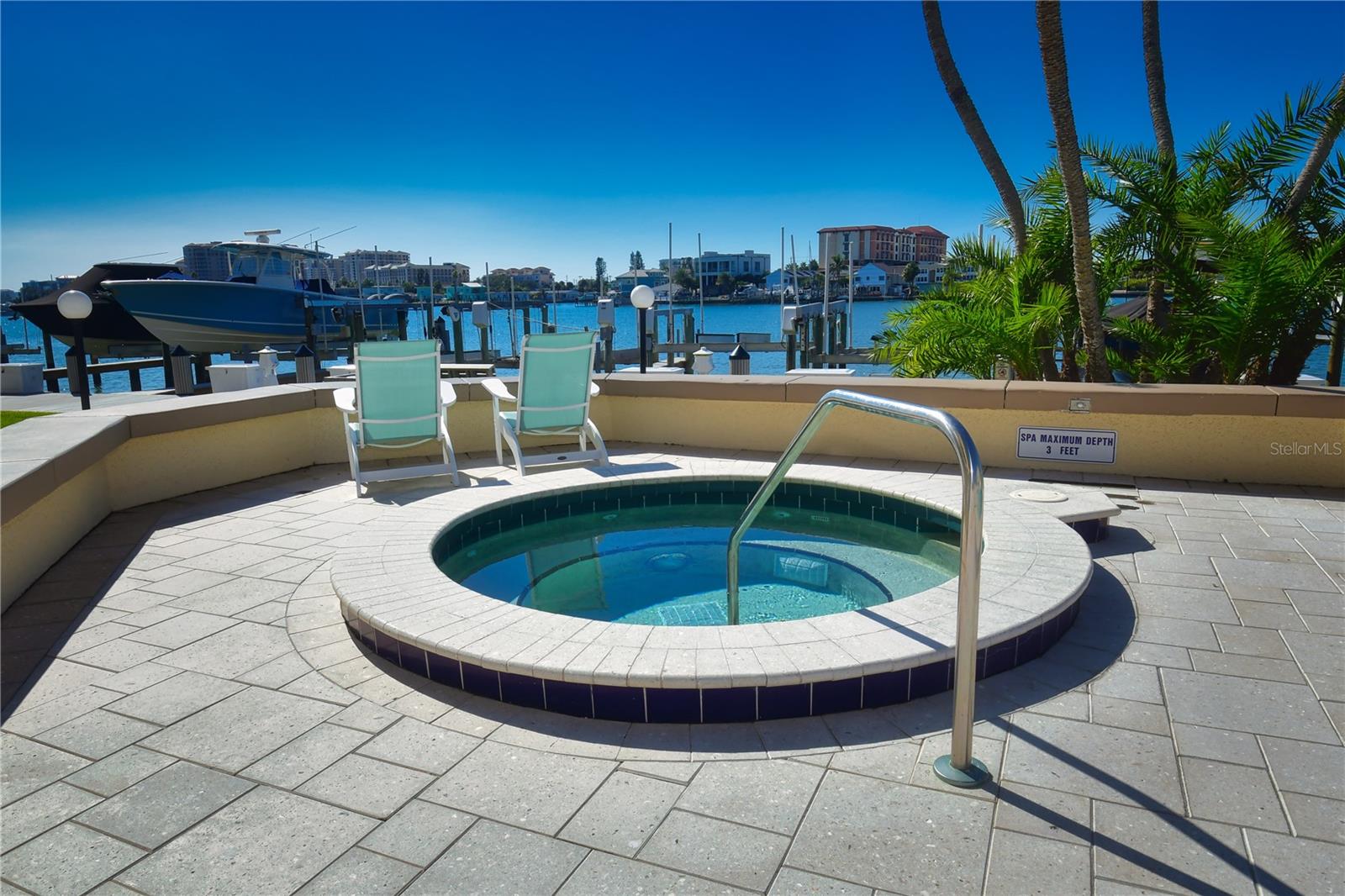 ISLAND WALK CONDO - Residential Lease