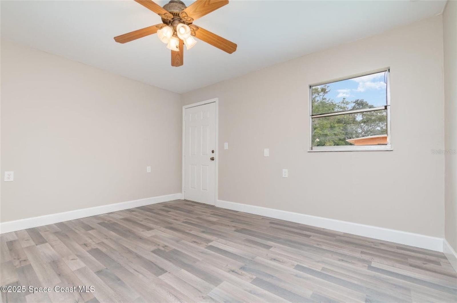 SILVER PINES - Residential