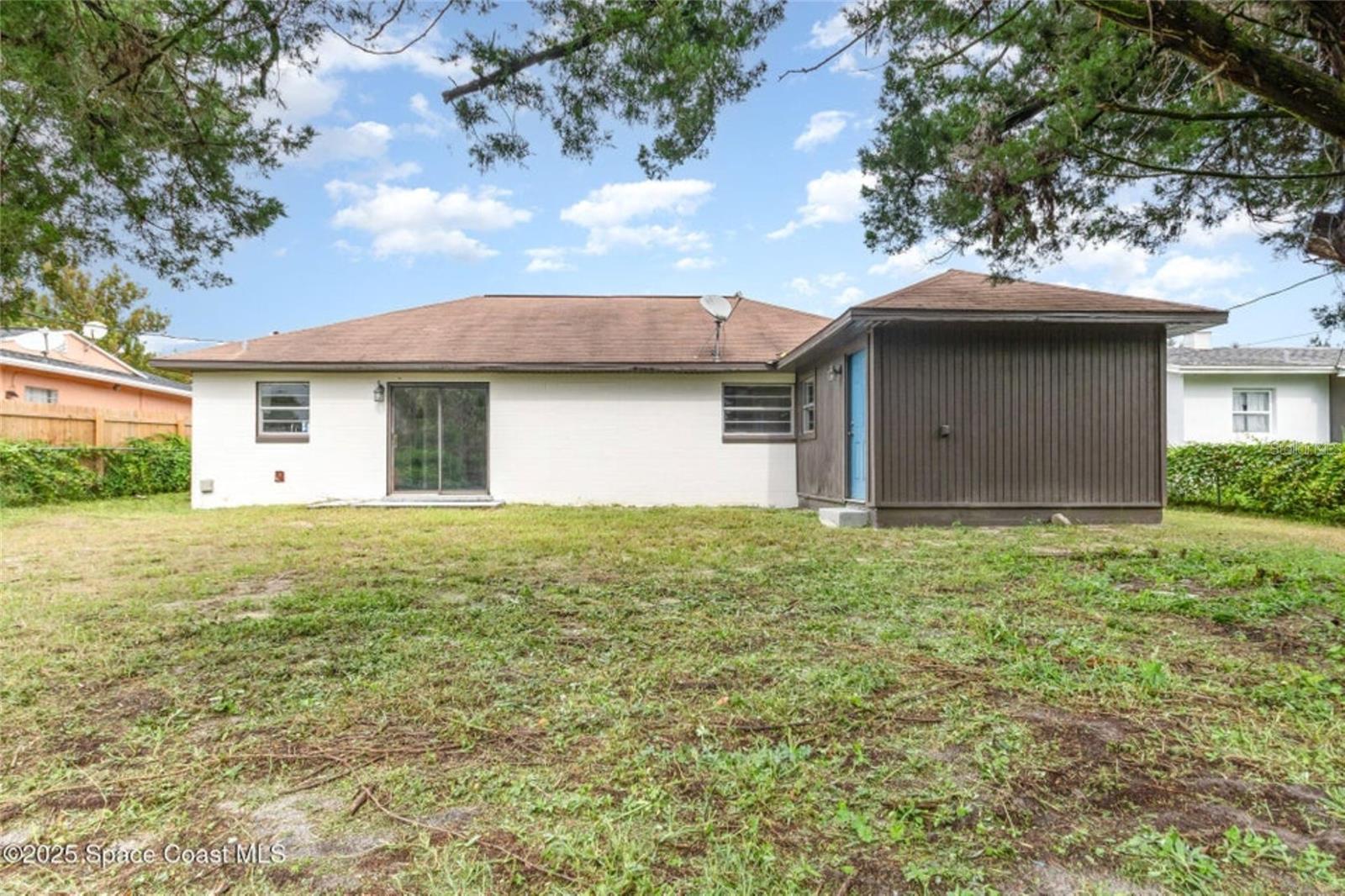 SILVER PINES - Residential