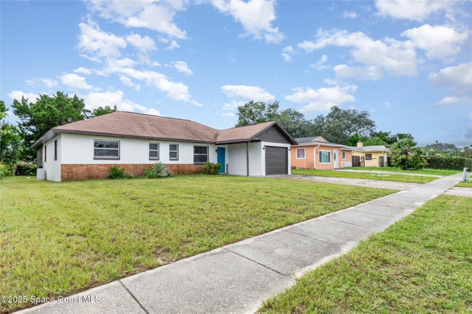 SILVER PINES - Residential