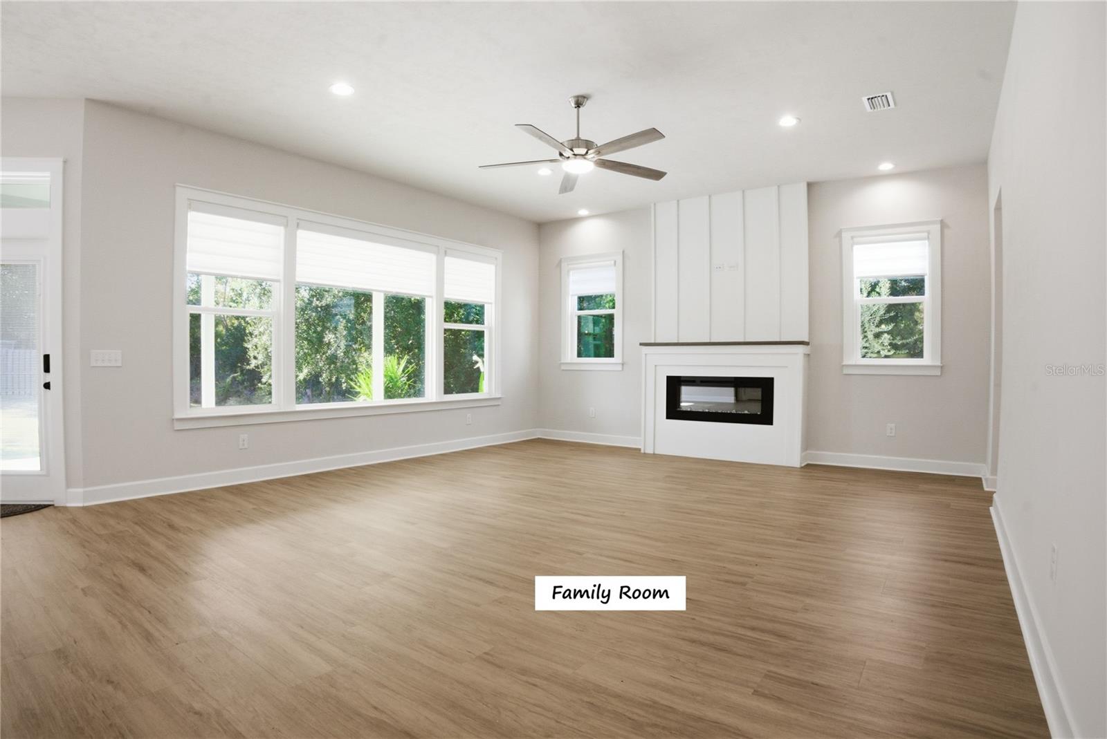 WYNDSWEPT HILLS - Residential