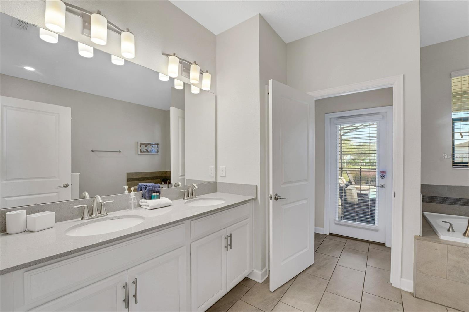 STOREY LAKE PH 3 - Residential