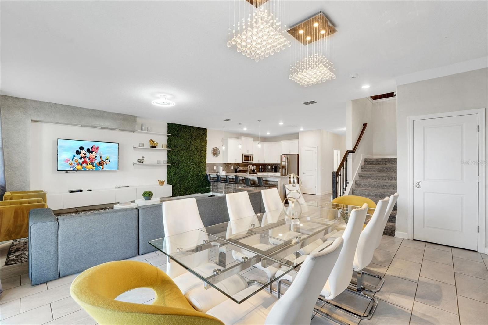 STOREY LAKE PH 3 - Residential