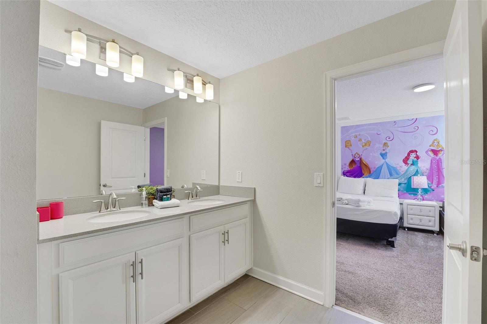 STOREY LAKE PH 3 - Residential